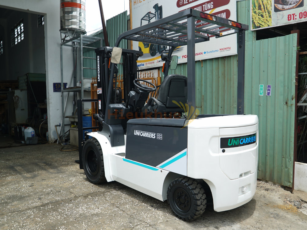 Xe nâng điện ngồi lái UNICARRIERS FB35-8S full chức năng chui công