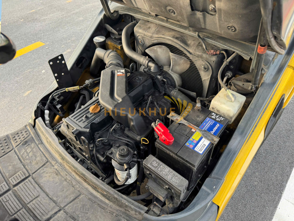 Xe nâng dầu KOMATSU FD30T-17