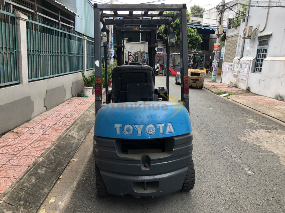 Xe nâng dầu TOYOTA 02-6FD15, nâng cao 3m