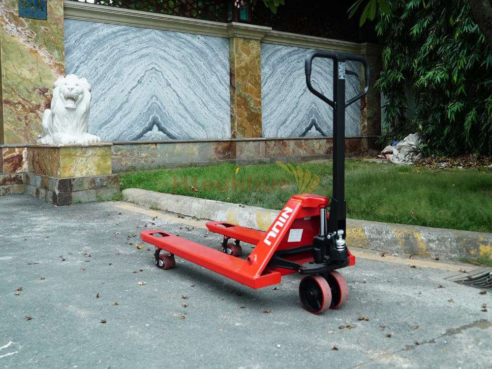 Xe nâng tay thấp 3 tấn NIULI CBY-BF3.0