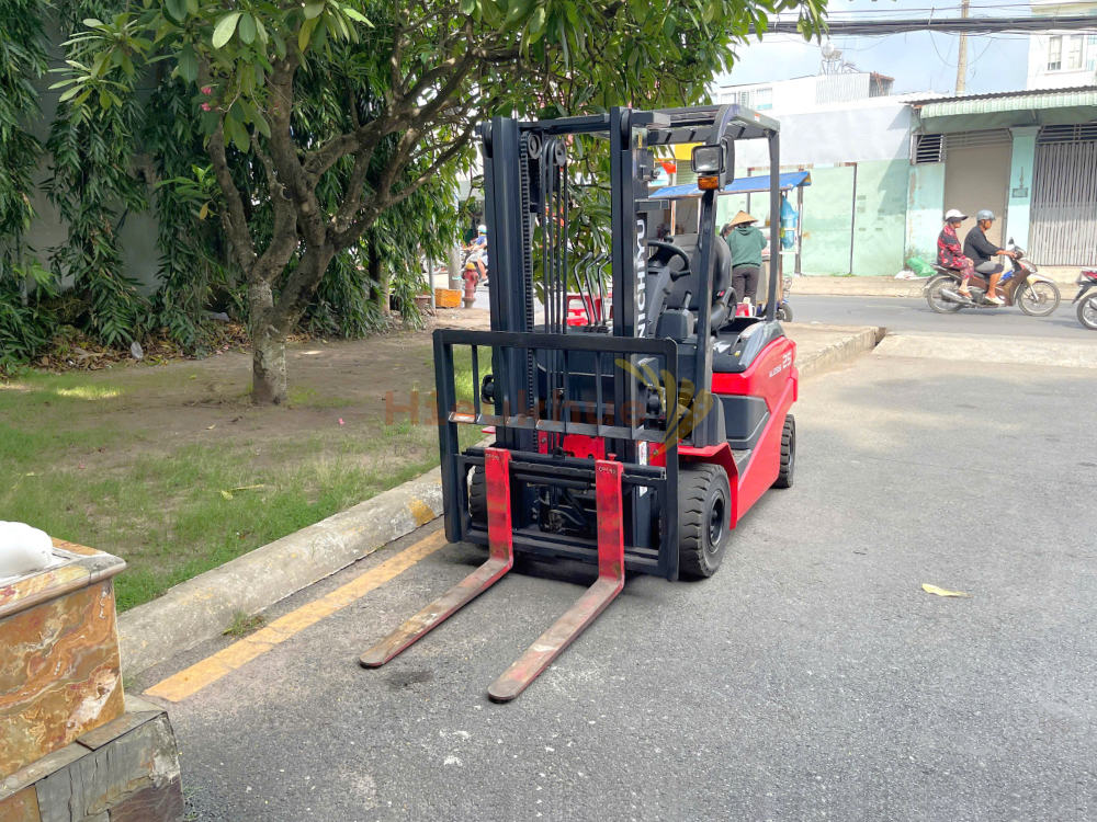 Xe nâng điện ngồi lái NICHIYU FB25PN-80C-300SF năm 2021, nâng cao 3m
