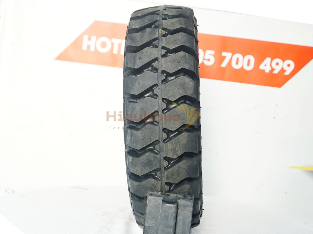 Lốp đặc xe nâng hiệu PHOENIX size 650-10 thương hiệu Thái Lan