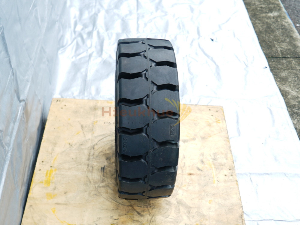 Lốp đặc xe nâng hiệu NEXEN ALL PRO size 21x8-9 Hàn Quốc