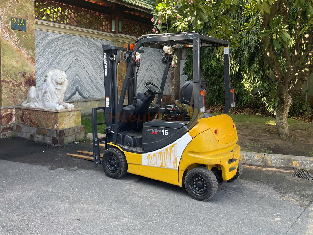 Xe nâng điện ngồi lái KOMATSU FB15-12 năm 2021, nâng cao 3m