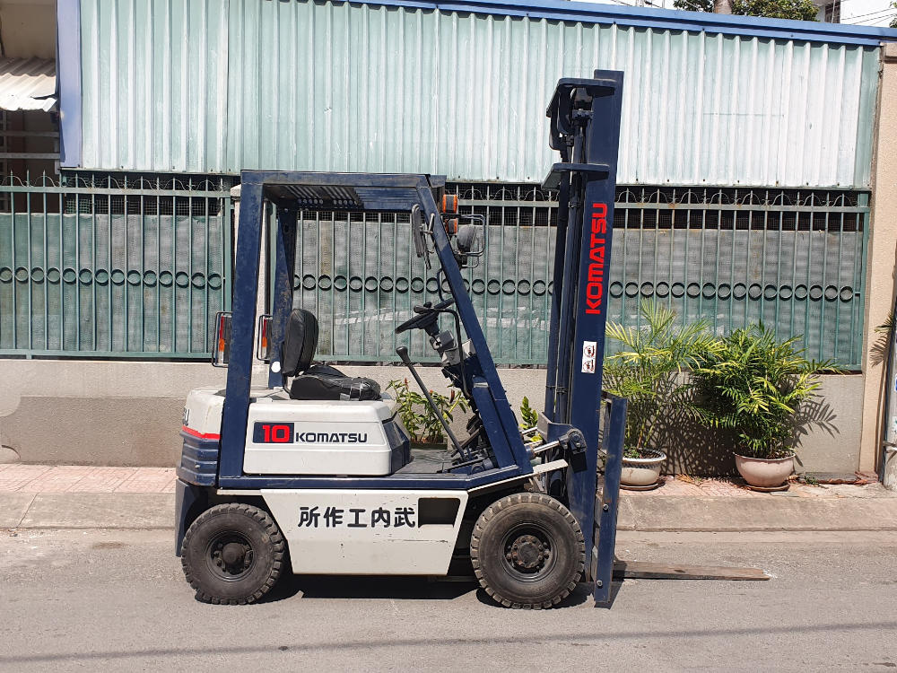 Xe nâng xăng KOMATSU FG10-15