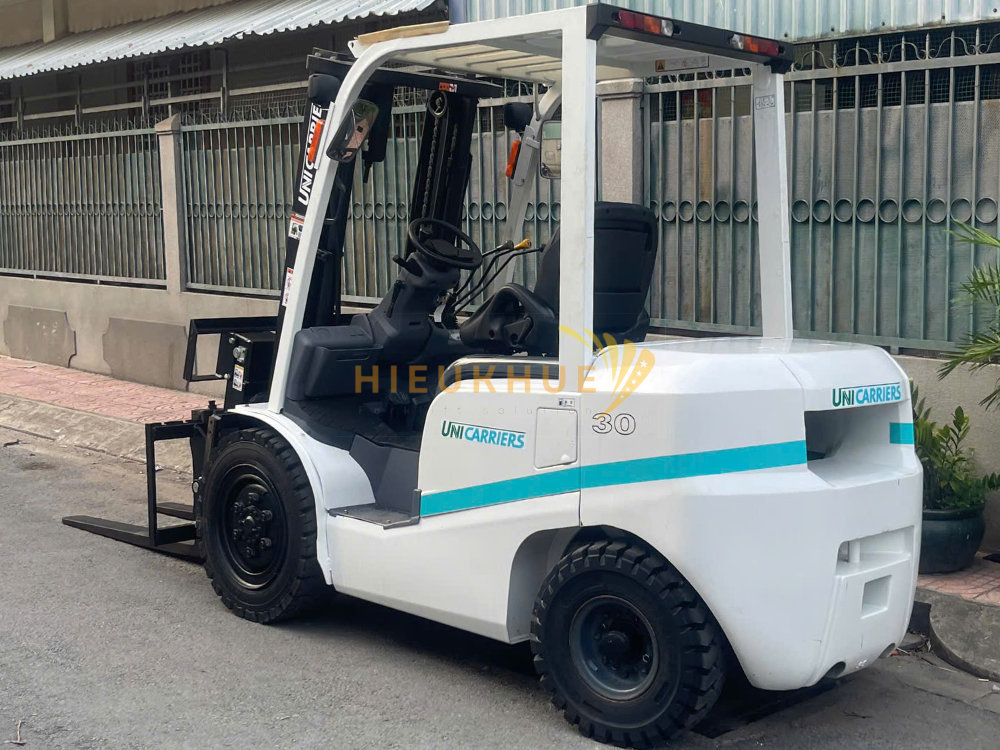 Xe nâng dầu UNICARRIERS FD30T4