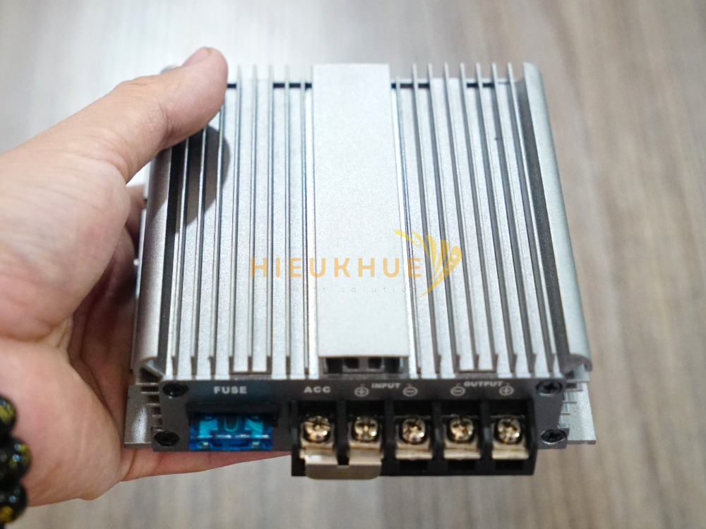 Bộ chuyển đổi 480W DC - DC 72V về 48V DAYGREEN A7D48C10