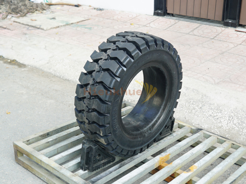 Lốp đặc xe nâng hiệu PHOENIX size 28x9-15 / 815-15 thương hiệu Thái Lan