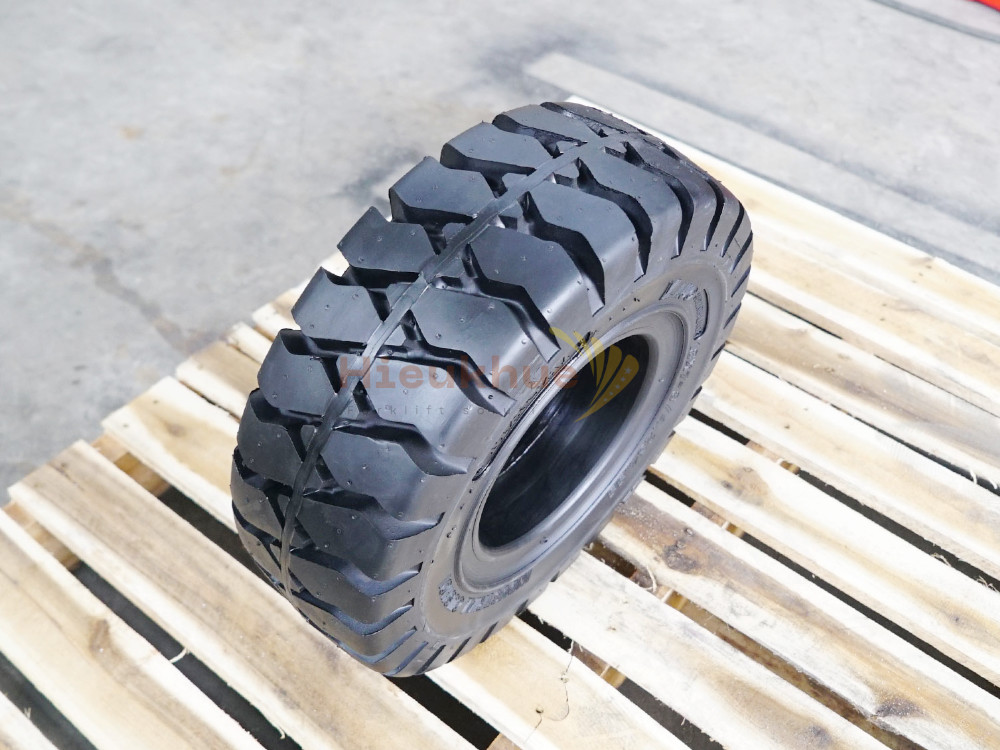 Lốp đặc xe nâng hiệu MASAI size 18x7-8 thương hiệu Thái Lan