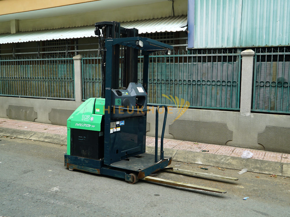 Xe nâng order picker TOYOTA 7FBP15