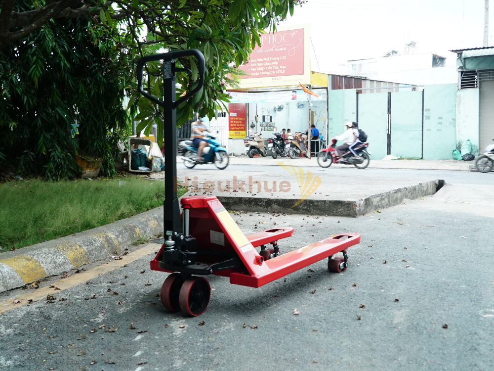 Xe nâng tay thấp 3 tấn NIULI CBY-BF3.0