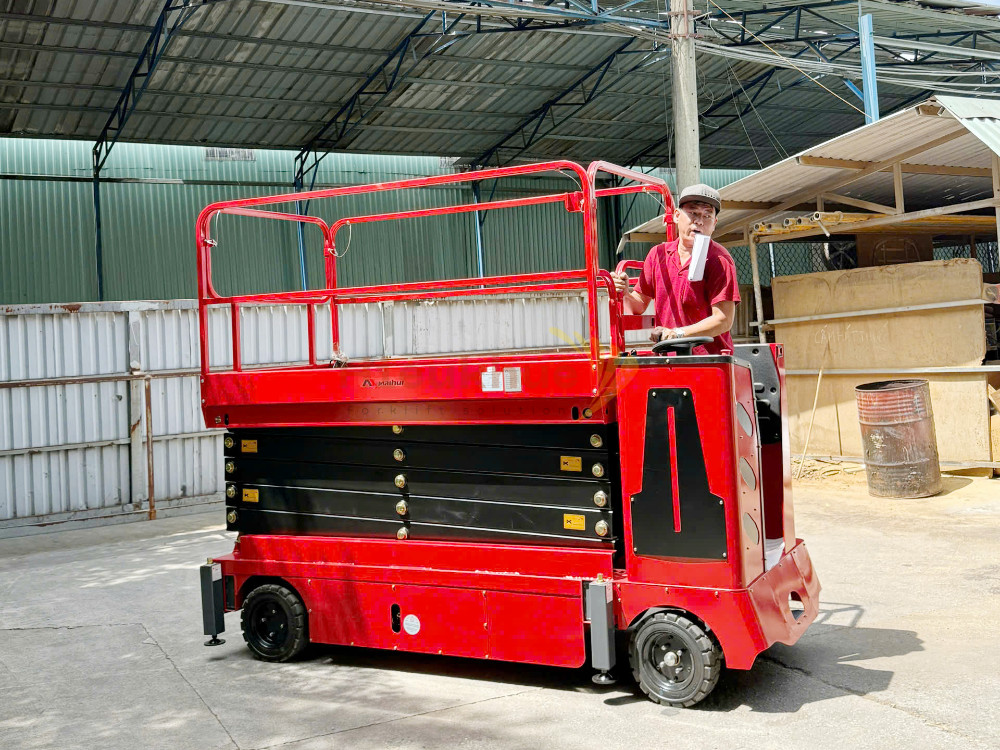Xe thang nâng người 500 kg lên cao 9 mét MAIHUI Model SJZ0.5-9