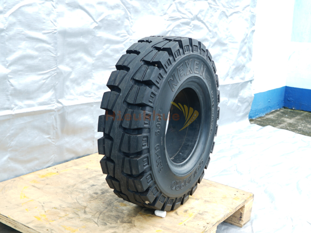 Lốp đặc xe nâng hiệu NEXEN SOLID PRO MTP size 650-10 Hàn Quốc