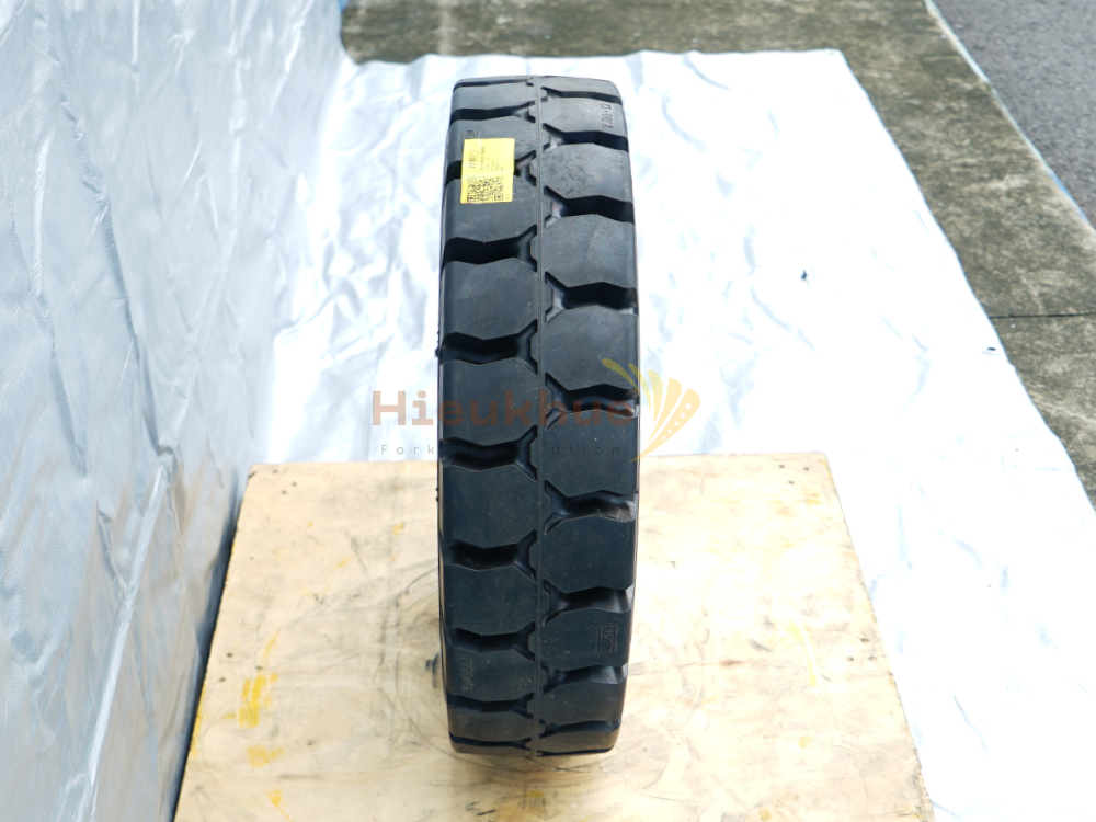 Lốp đặc xe nâng hiệu NEXEN ALL PRO size 700-12 Hàn Quốc