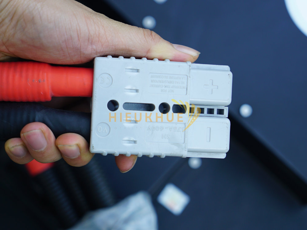 Pin Lithium xe nâng PKG 48V-340Ah Model: PKGFF-48340V3