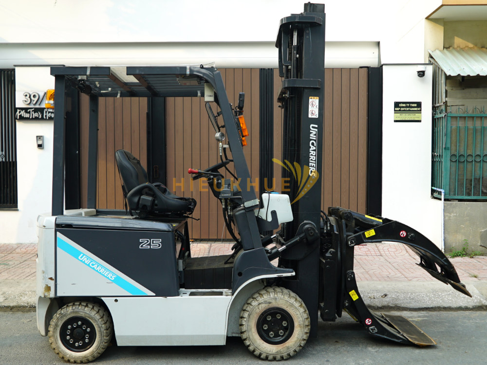 Xe nâng điện ngồi lái UNICARRIERS FB25-8