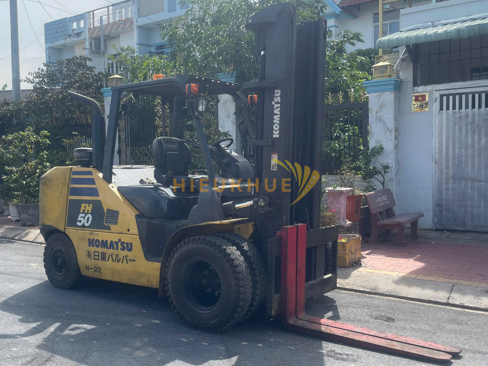 Xe nâng dầu KOMATSU FH50-2