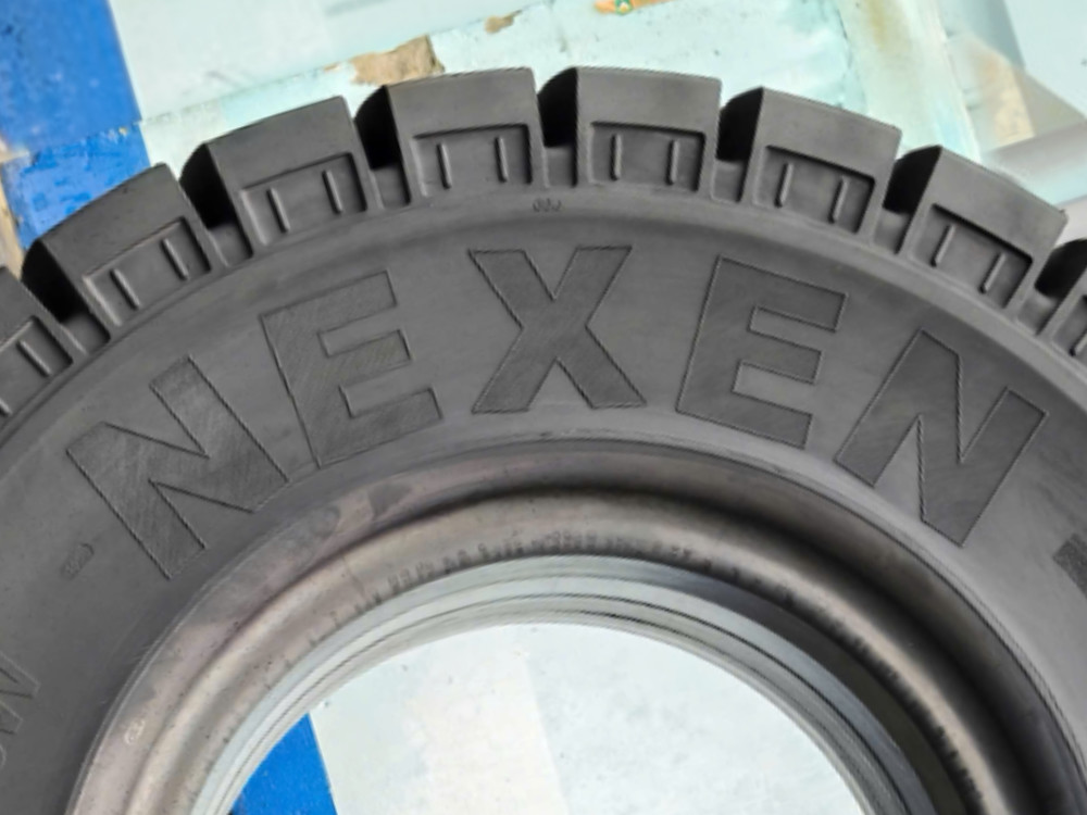 Lốp đặc xe nâng hiệu NEXEN SOLID PRO MTP size 14.00-24 Hàn Quốc