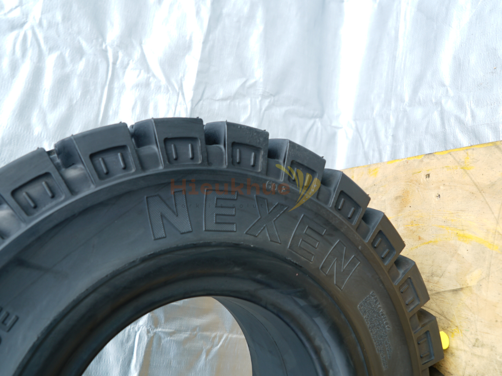 Lốp đặc xe nâng hiệu NEXEN SOLID PRO MTP size 23x9-10 Hàn Quốc