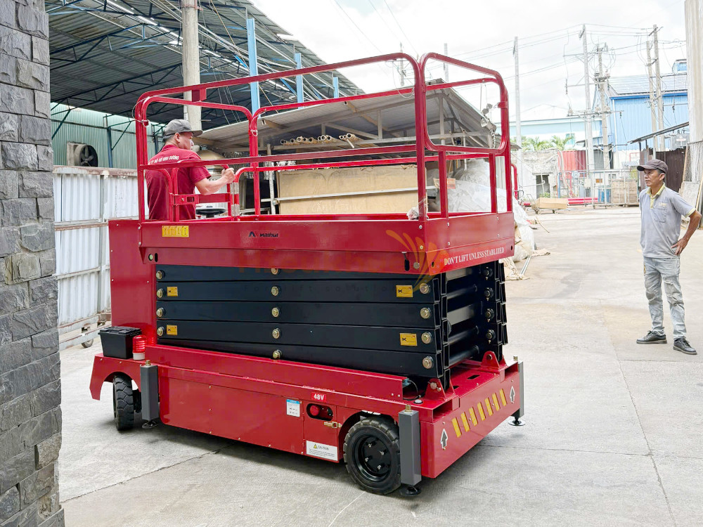 Xe thang nâng người 500 kg lên cao 9 mét MAIHUI Model SJZ0.5-9