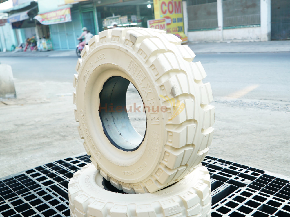 Lốp đặc trắng xe nâng hiệu NEXEN SOLID PRO MTP size 18x7-8 Hàn Quốc
