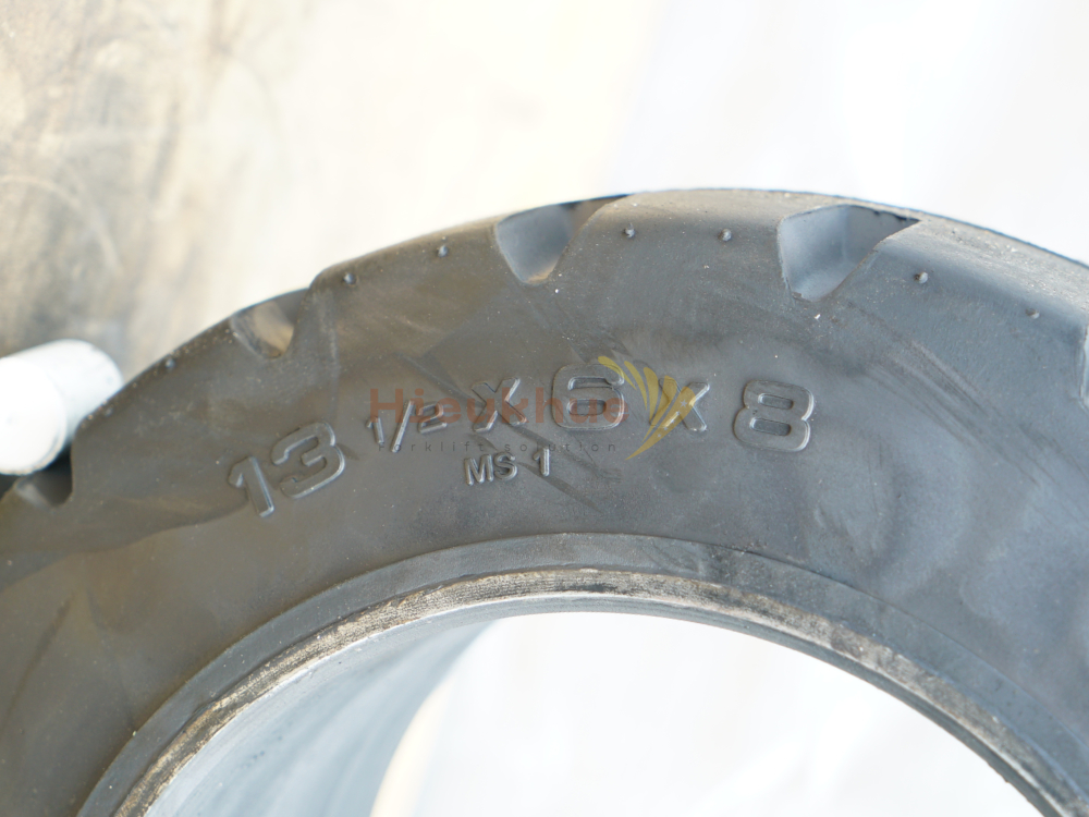 Lốp đặc xe nâng hiệu NEXEN SOLID PRO MTP size 343x152-203.2 Hàn Quốc