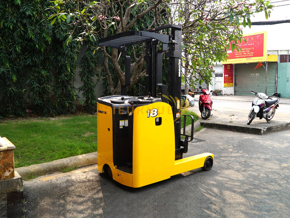 Xe nâng điện đứng lái KOMATSU FB18RL-15