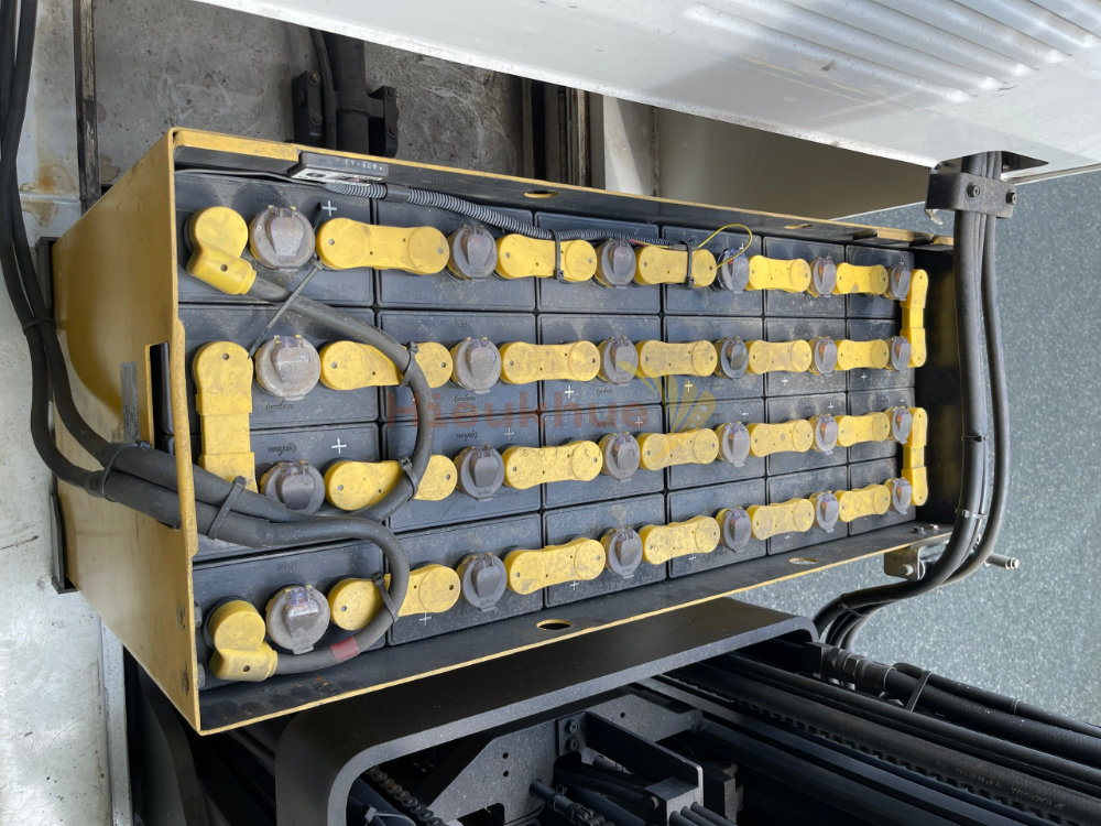 Xe nâng điện đứng lái NICHIYU FBRM15-80-400