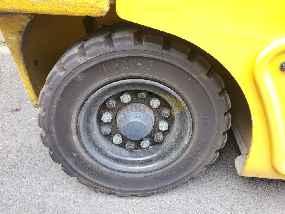 Xe nâng điện ngồi lái KOMATSU FB25-12 năm 2017, nâng cao 3m