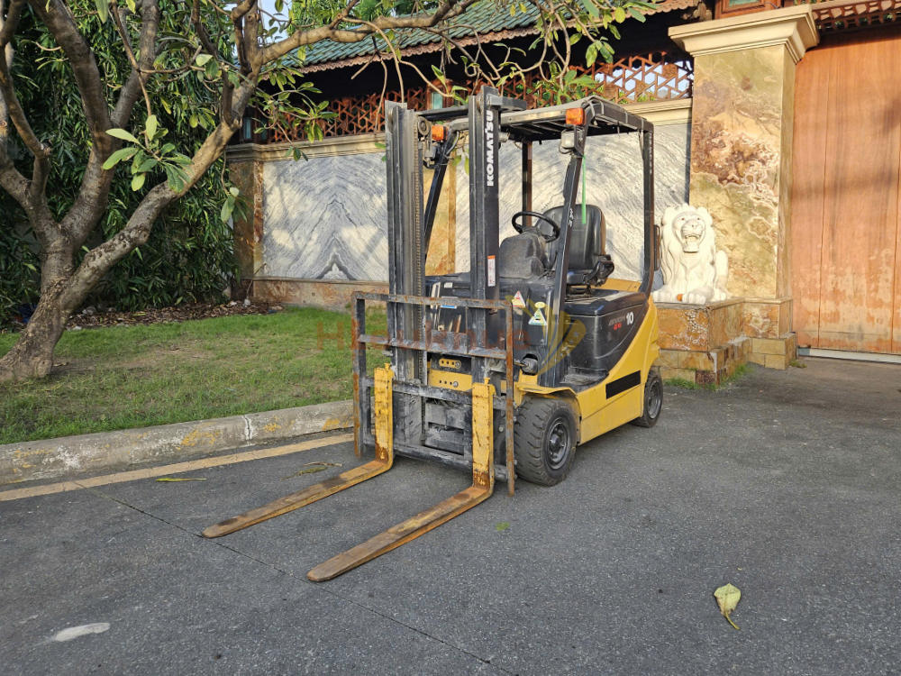 Xe nâng điện ngồi lái KOMATSU FB10-12 năm 2021, nâng cao 3m