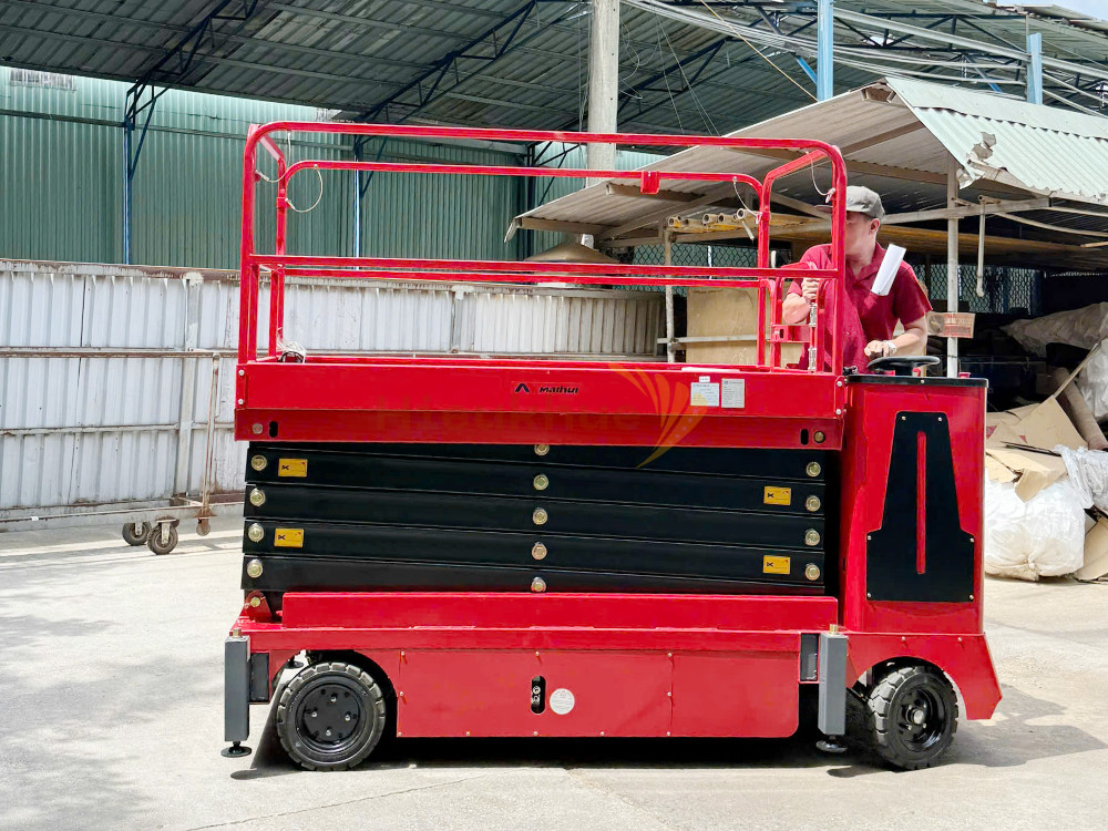 Xe thang nâng người 500 kg lên cao 9 mét MAIHUI Model SJZ0.5-9
