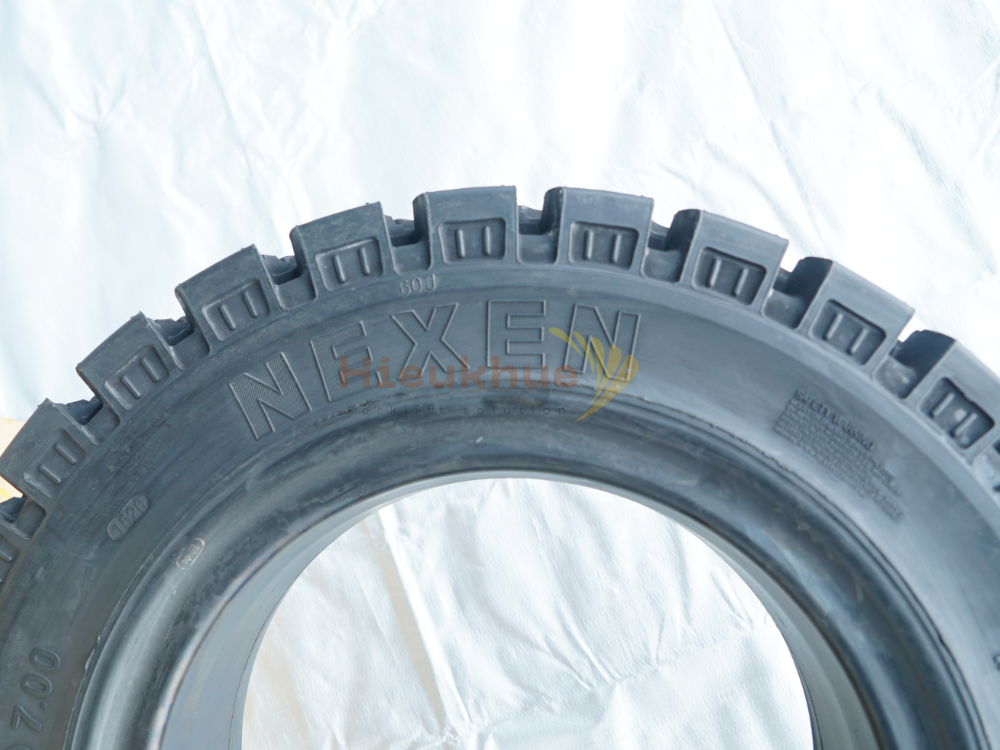 Lốp đặc xe nâng hiệu NEXEN SOLID PRO MTP size 28x9-15 thương hiệu Hàn Quốc