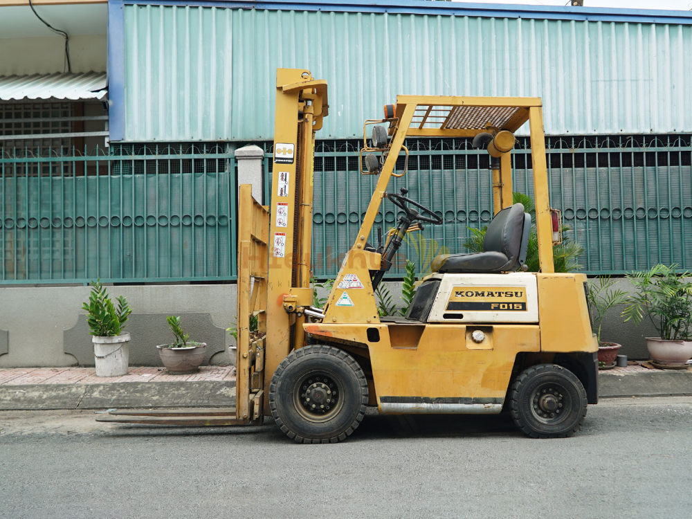 Xe nâng dầu KOMATSU FD15-1