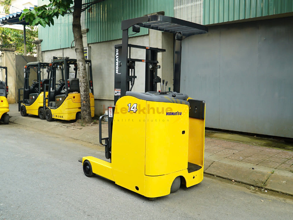 Xe nâng điện đứng lái KOMATSU FB14RL-15