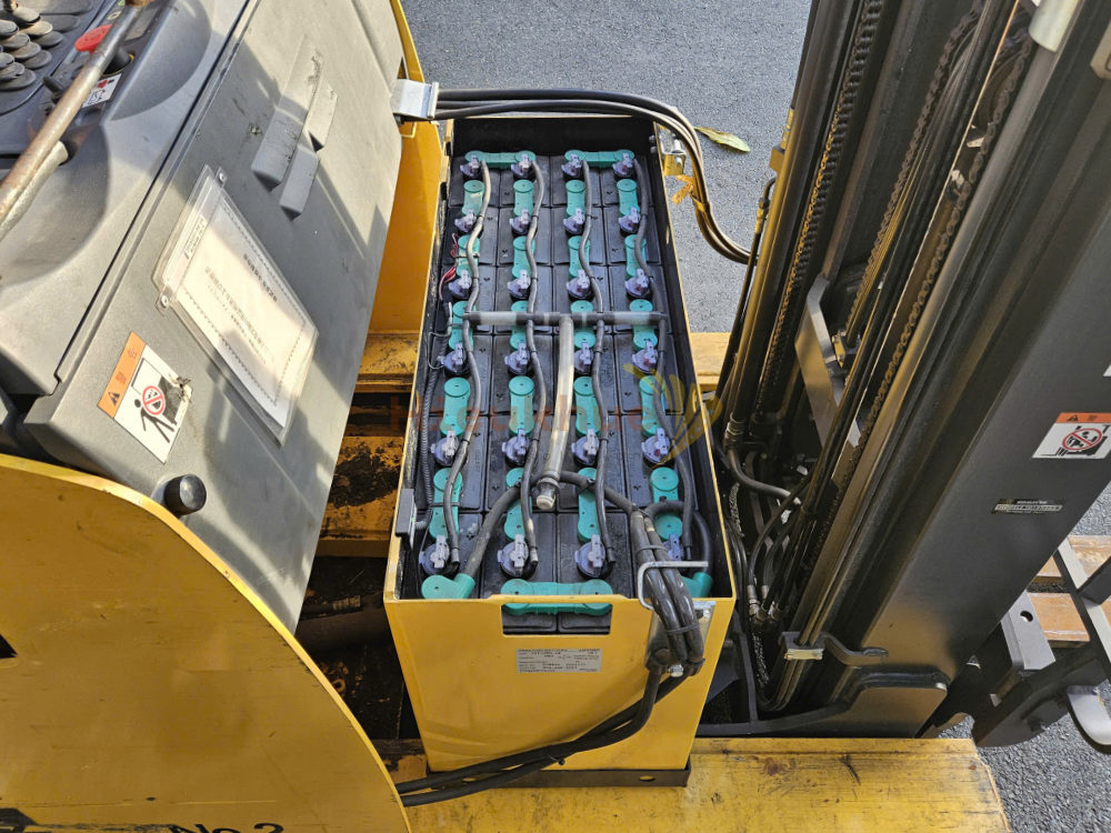 Xe nâng điện đứng lái KOMATSU FB15RL-15 năm 2021, nâng cao 4.5m