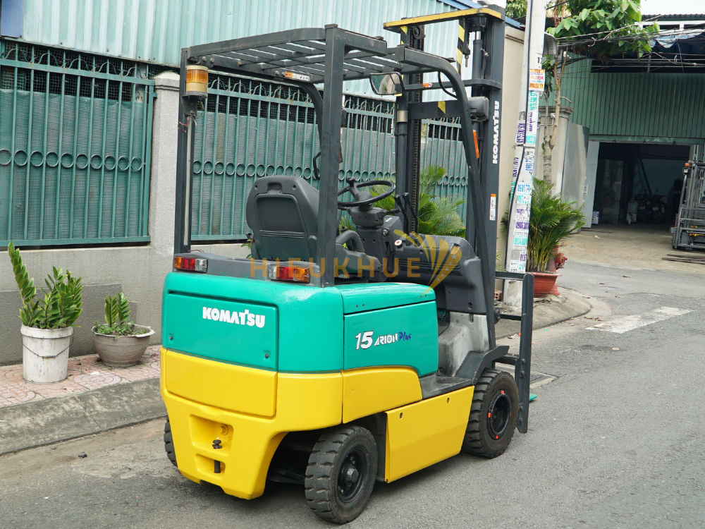 Xe nâng điện ngồi lái KOMATSU FB15EX-11