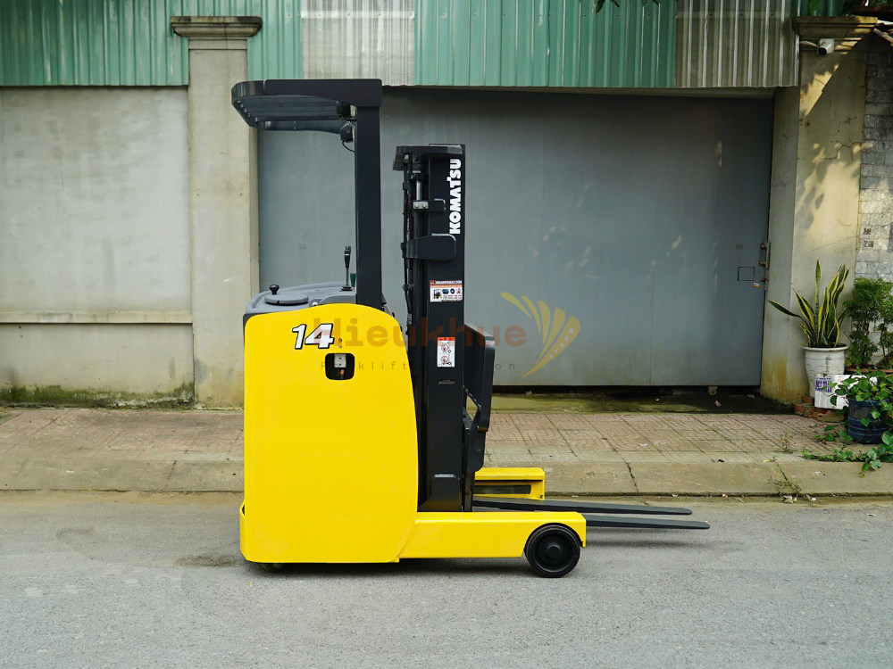 Xe nâng điện đứng lái KOMATSU FB14RL-15