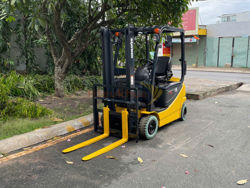 Xe nâng điện ngồi lái KOMATSU FB15-12 năm 2021, nâng cao 3m