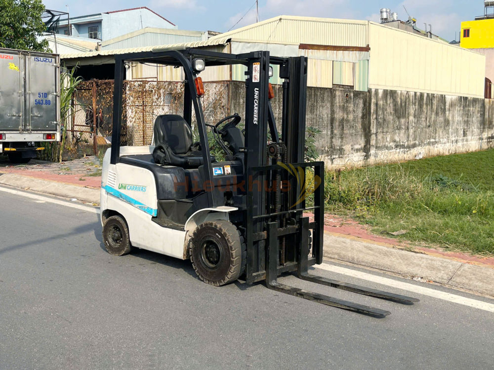 Xe nâng dầu UNICARRIERS FD18T14 năm 2016, nâng cao 3m