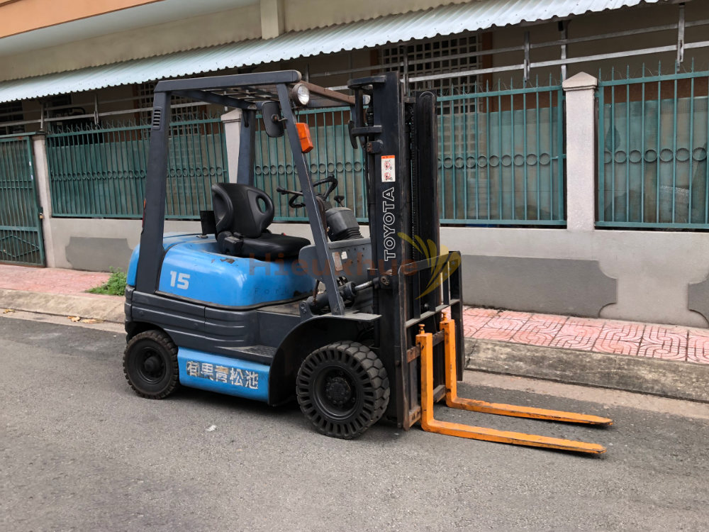 Xe nâng dầu TOYOTA 02-6FD15, nâng cao 3m