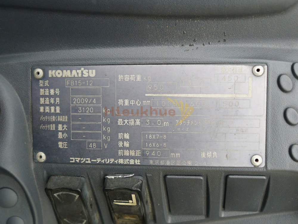 Xe nâng điện ngồi lái KOMATSU FB15-12 năm 2009, nâng cao 3m