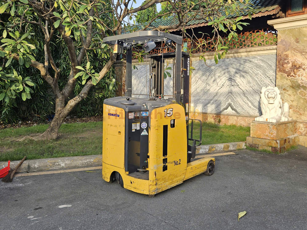 Xe nâng điện đứng lái KOMATSU FB15RL-15 năm 2021, nâng cao 4.5m