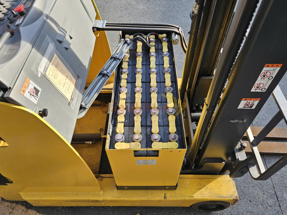 Xe nâng điện đứng lái KOMATSU FB15RW-15 năm 2020, nâng cao 4m