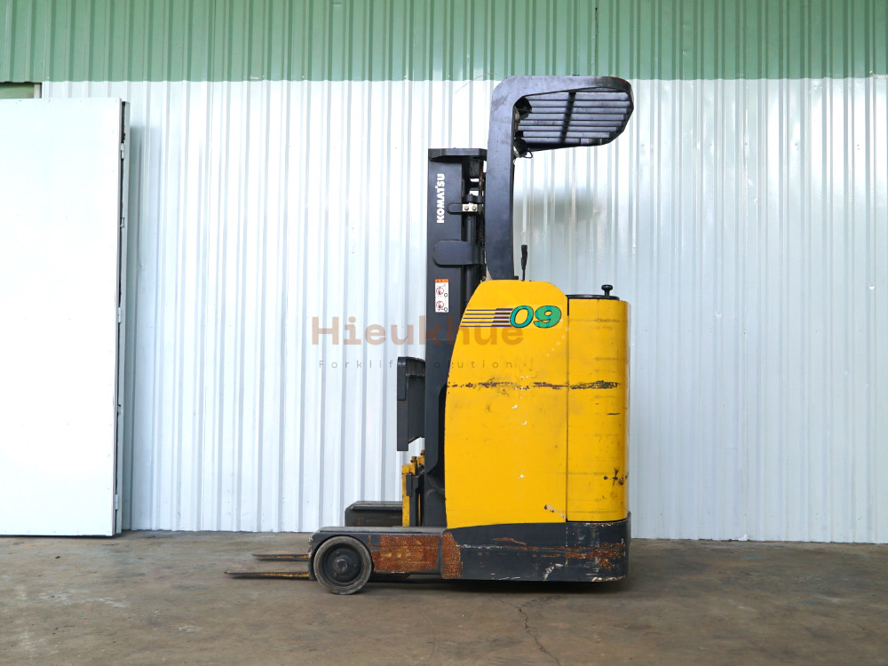 Xe nâng điện đứng lái KOMATSU FB09RC-12