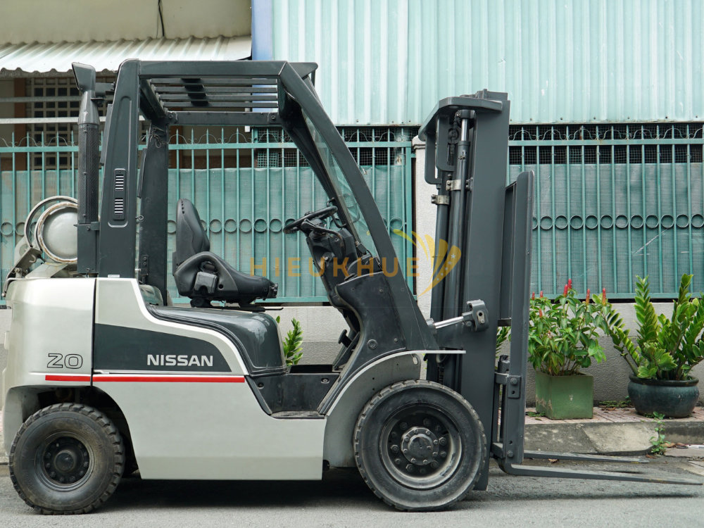 Xe nâng xăng - gas NISSAN EBT-P1F2
