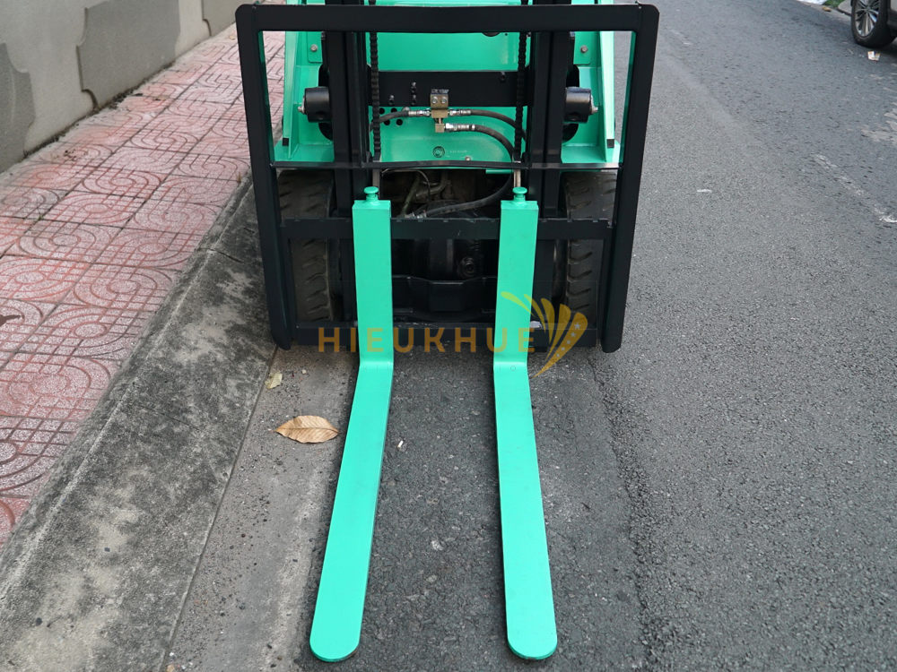 Xe nâng xăng MITSUBISHI FGE15T
