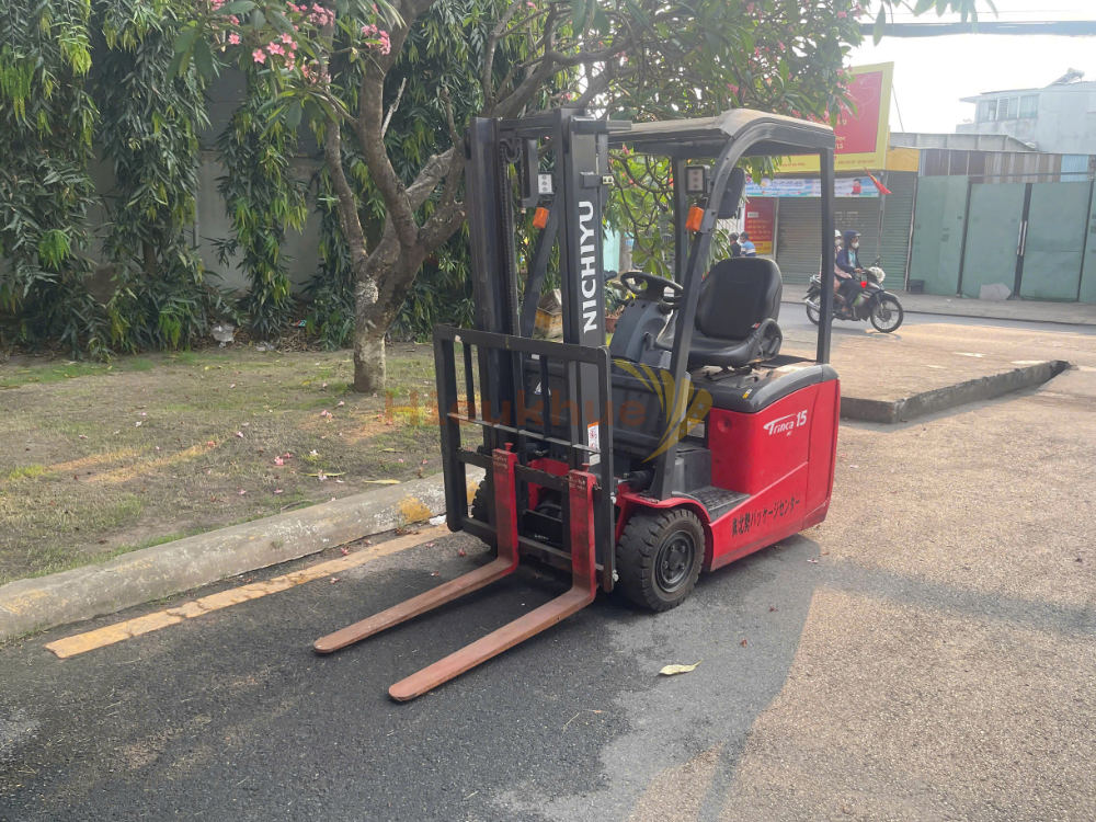 Xe nâng điện ngồi lái NICHIYU FBT15PN-80B-300 năm 2021, nâng cao 3m
