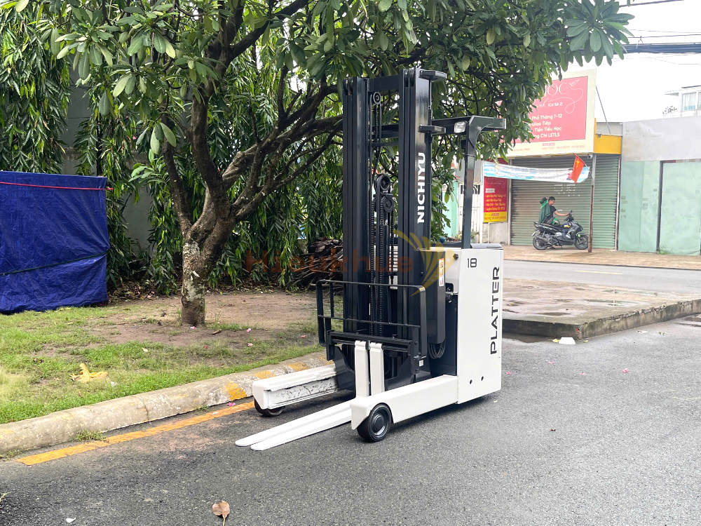 Xe nâng điện đứng lái NICHIYU FBRM18-80-400 năm 2019, nâng cao 6m