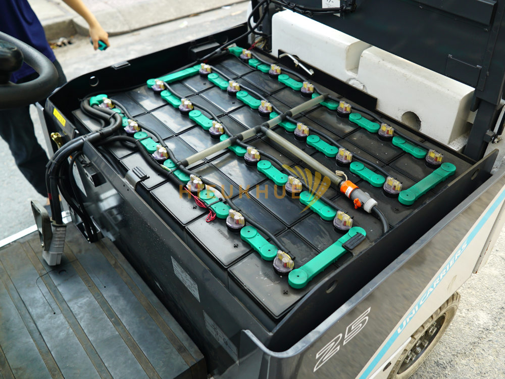 Xe nâng điện ngồi lái UNICARRIERS FB25-8