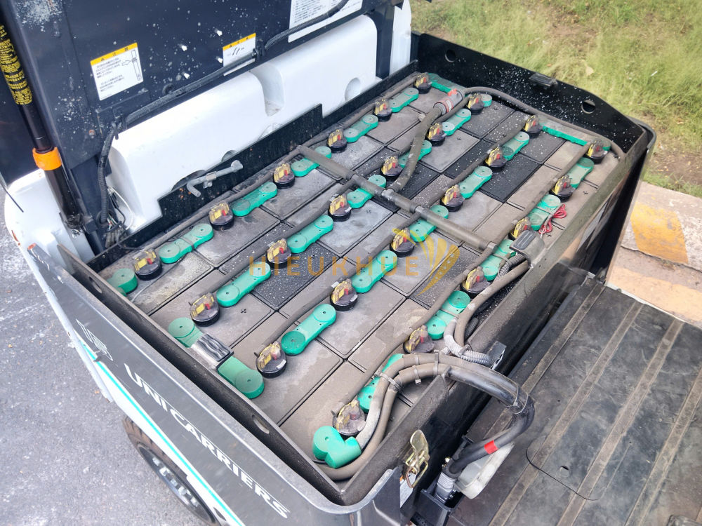 Xe nâng điện ngồi lái UNICARRIERS FB15-8